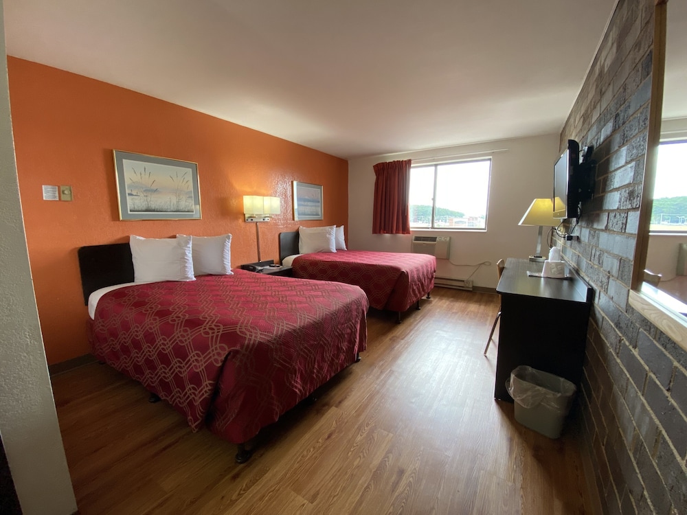 Economy Double Room photo 1