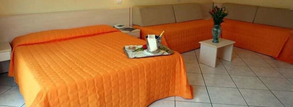 Standard Single Room photo 2
