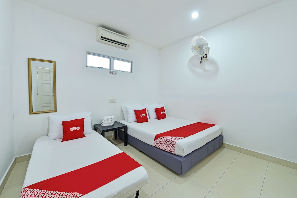 Deluxe Triple Room - Photo 2