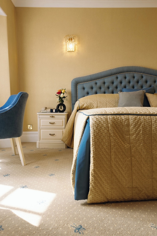 Basic Twin Room photo 1
