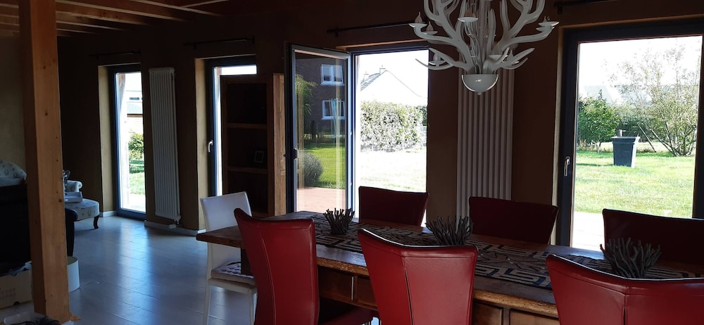 Schönes Charmantes Holzhaus, Foto 13