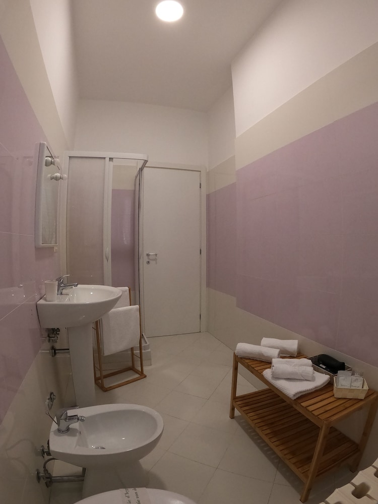 Ostello Villafranca, Foto 5