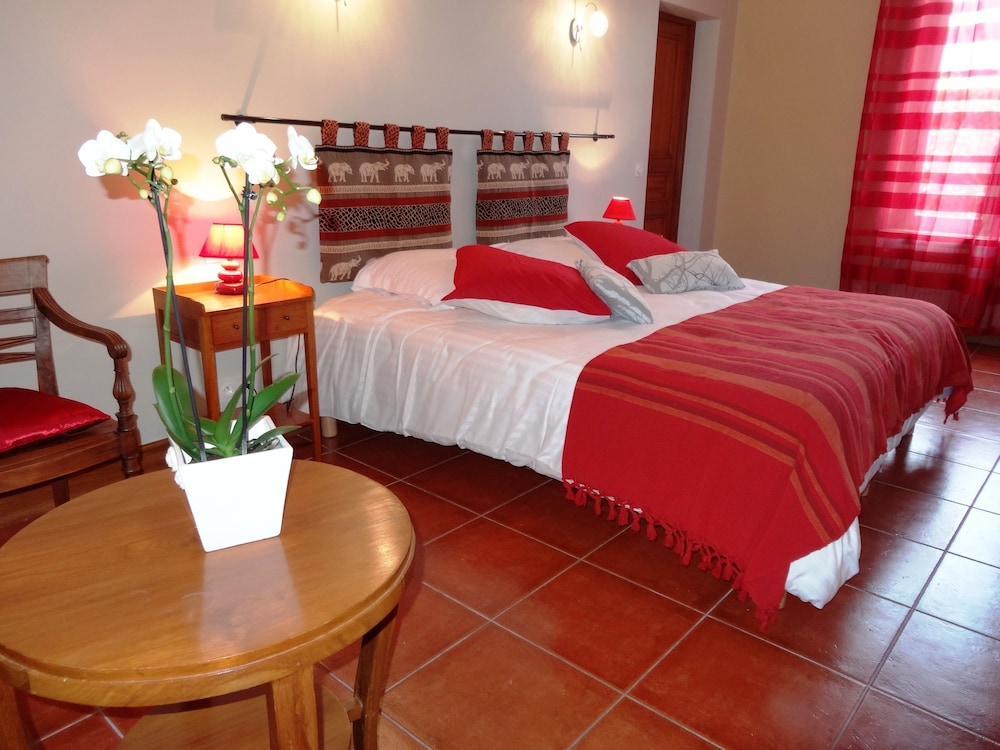 Family Suite, Private Bathroom, Garden View (Chambre Soleil) photo 3