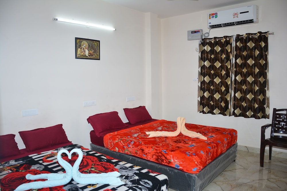 Quadruple A/C Room photo 3