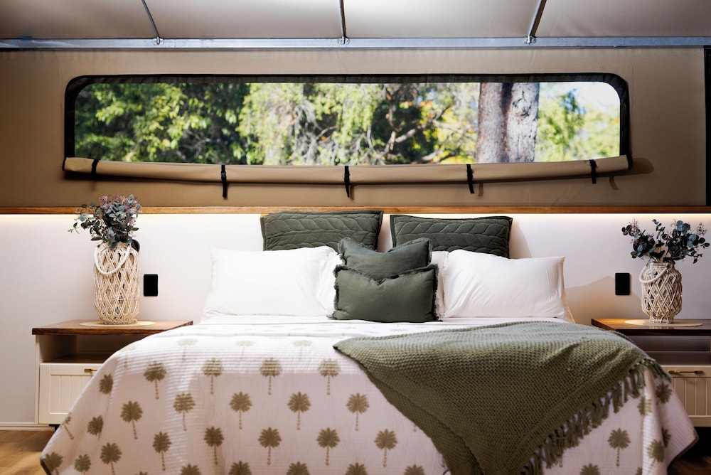 Luxury Tent photo 2