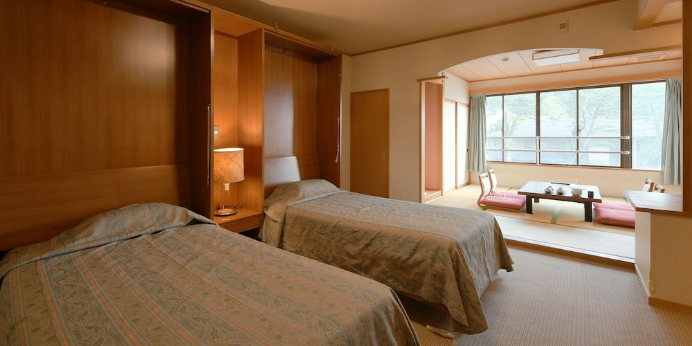 Twin Room, Accessible, Non Smoking photo 1