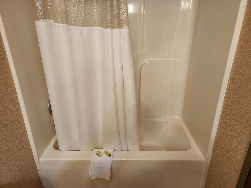 Suite, 1 King Bed with Sofa bed, Non Smoking, Jetted Tub, photo 6