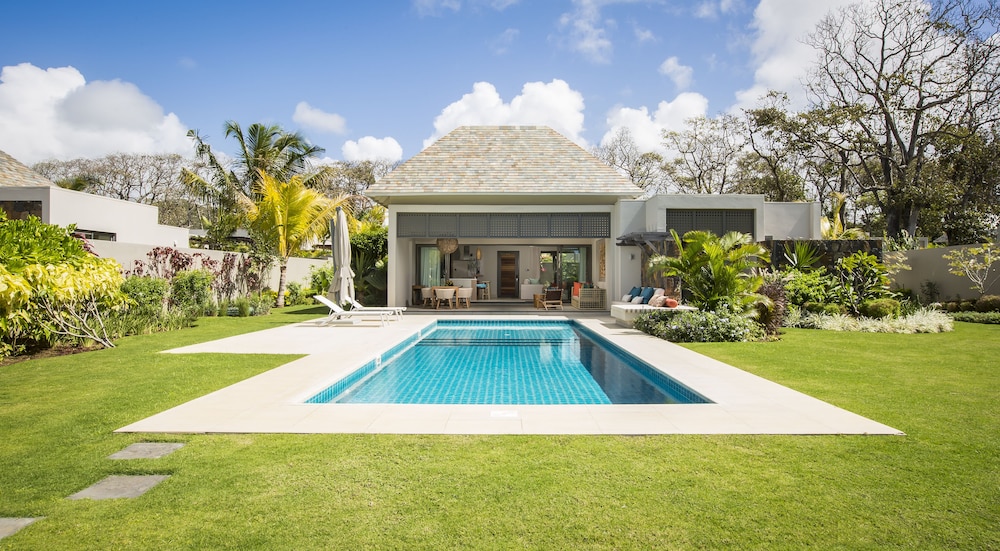 Villa, 2 Bedrooms, Golf View (Prestige) photo 3