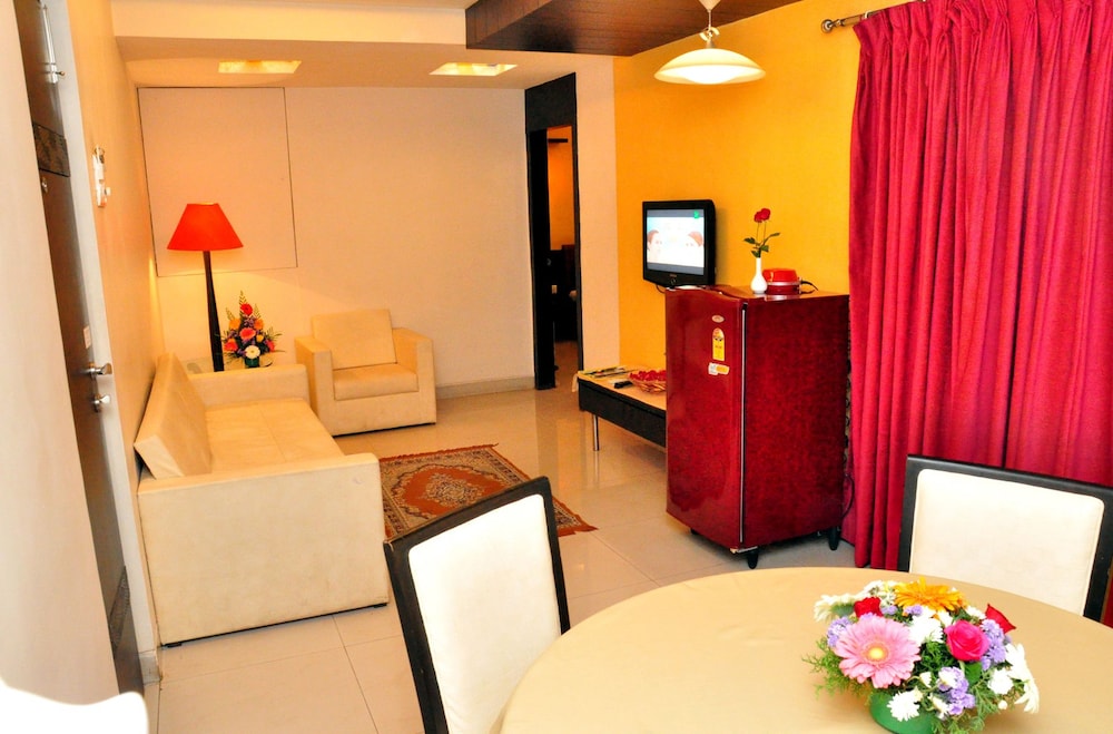 Luxury Suite photo 3