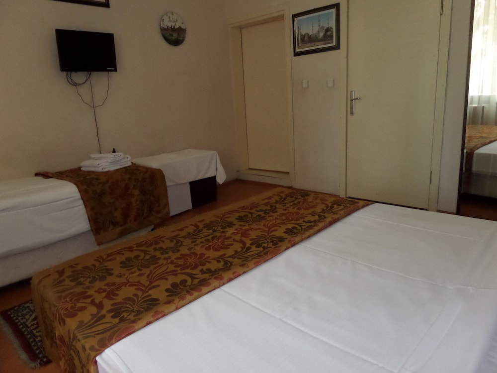 Triple Room photo 2