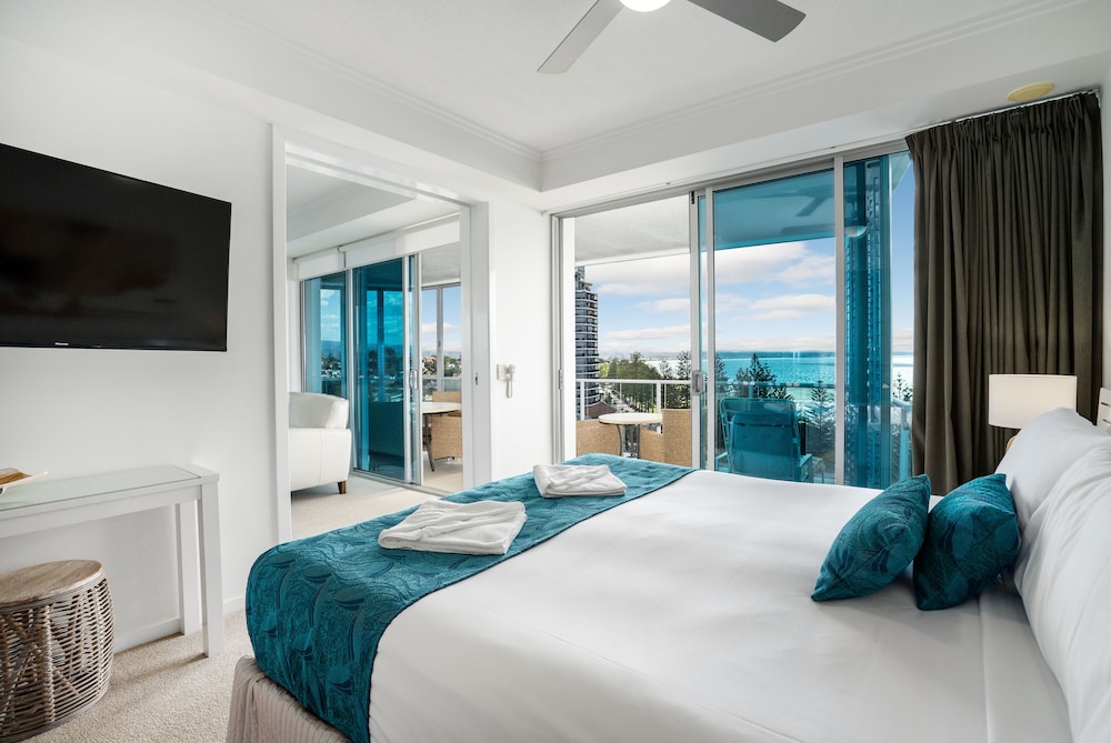 Apartment, 3 Bedrooms, Ocean View photo 3