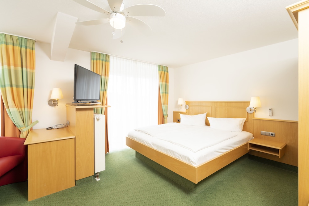 Classic Double Room