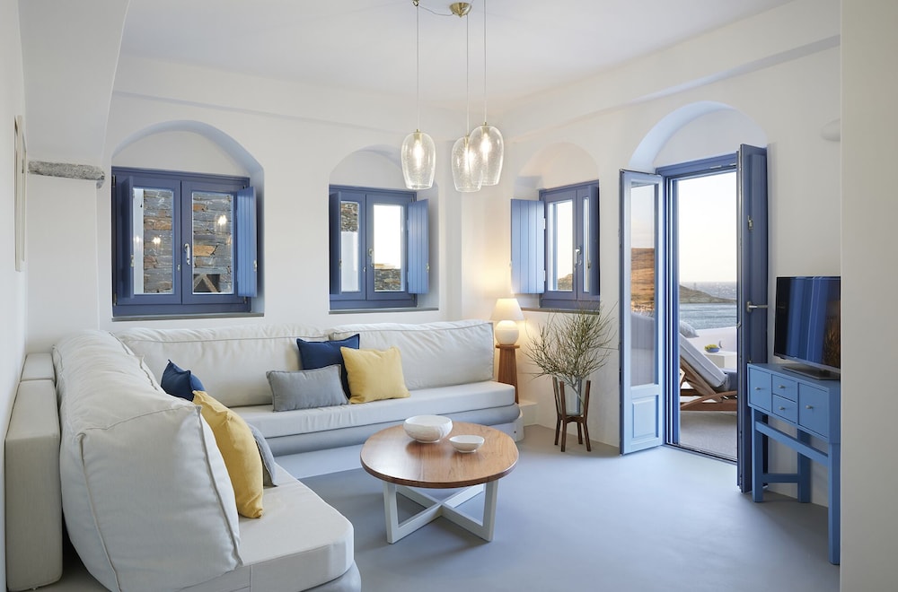 Luxury Villa (Iris)