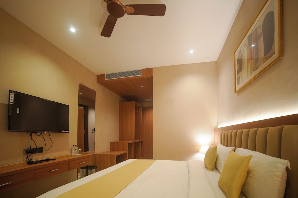 Executive Room photo 2