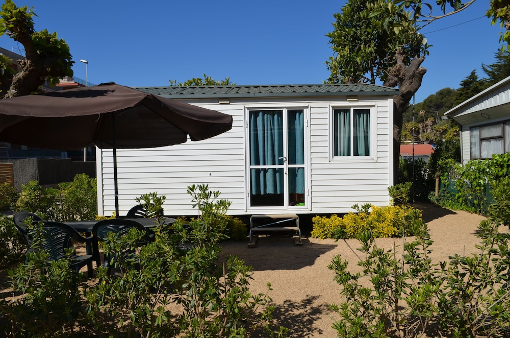 Superior Mobile Home, 2 Bedrooms photo 3