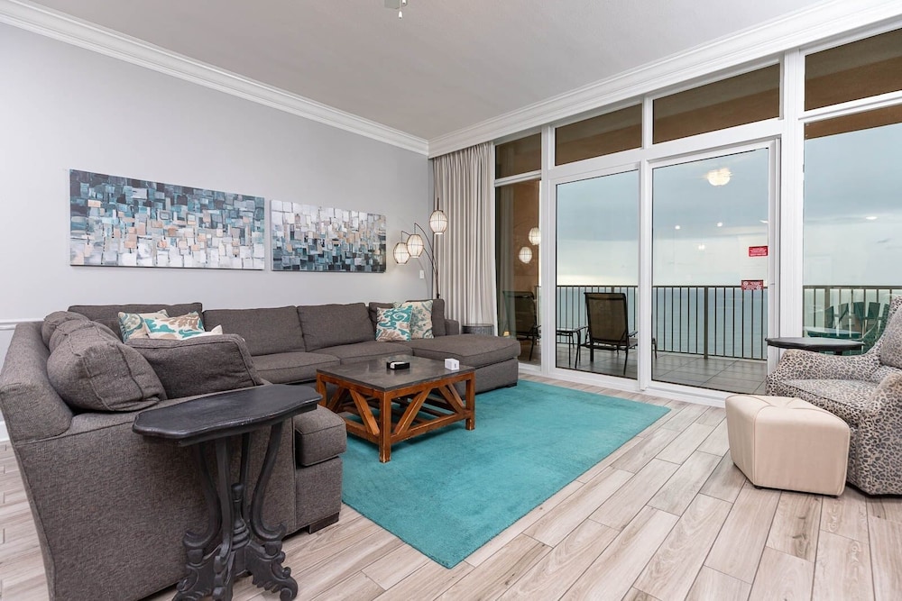 Condo, 1 Bedroom