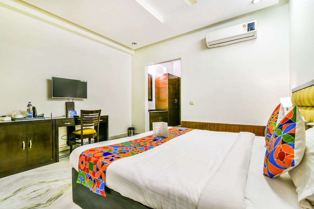 Premium Room, 1 Queen Bed, Non Smoking