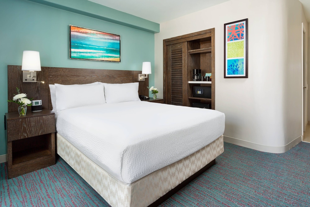 Standard Studio, 1 Queen Bed, Balcony - Photo 4