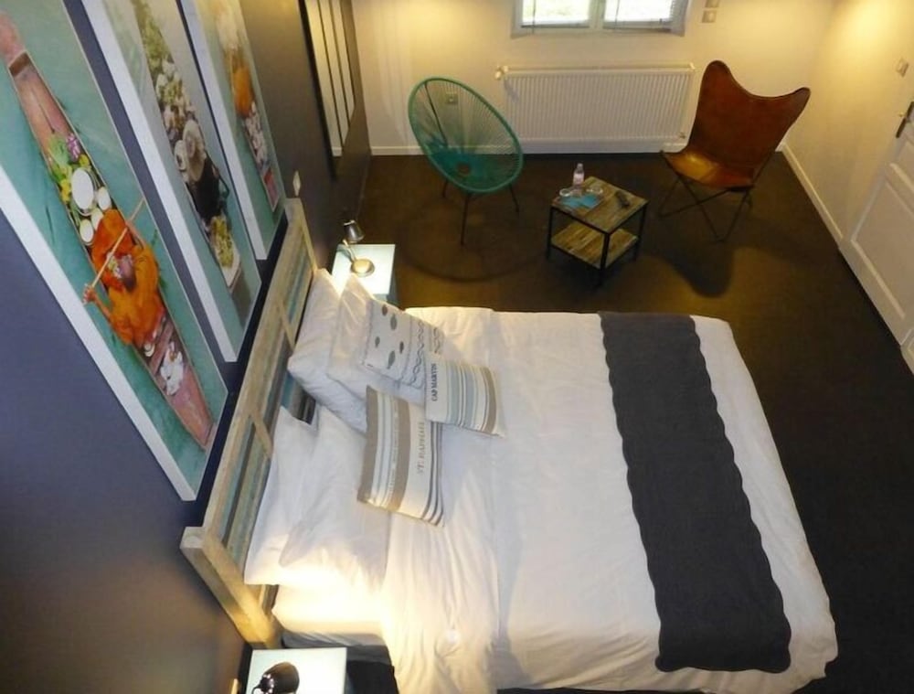 Deluxe Double Room (2 adults + 1 child) photo 1
