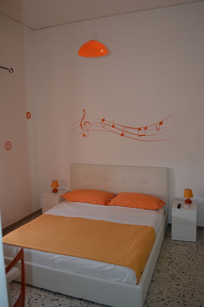 Standard Double Room photo 3