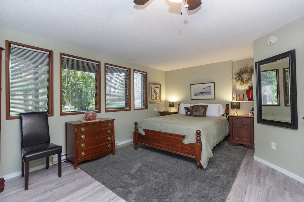 Comfort Suite photo 1