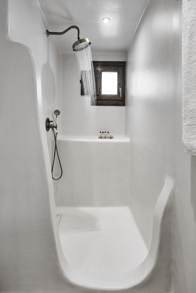 Family Suite - Photo 9