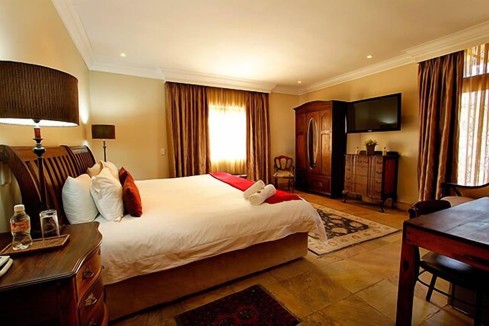 Deluxe Suite photo 1