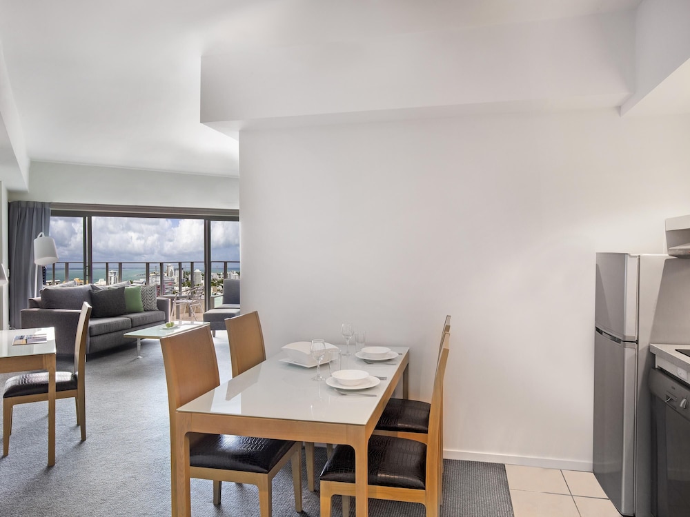 Apartment, 1 Bedroom (Water View) thumbnail 5
