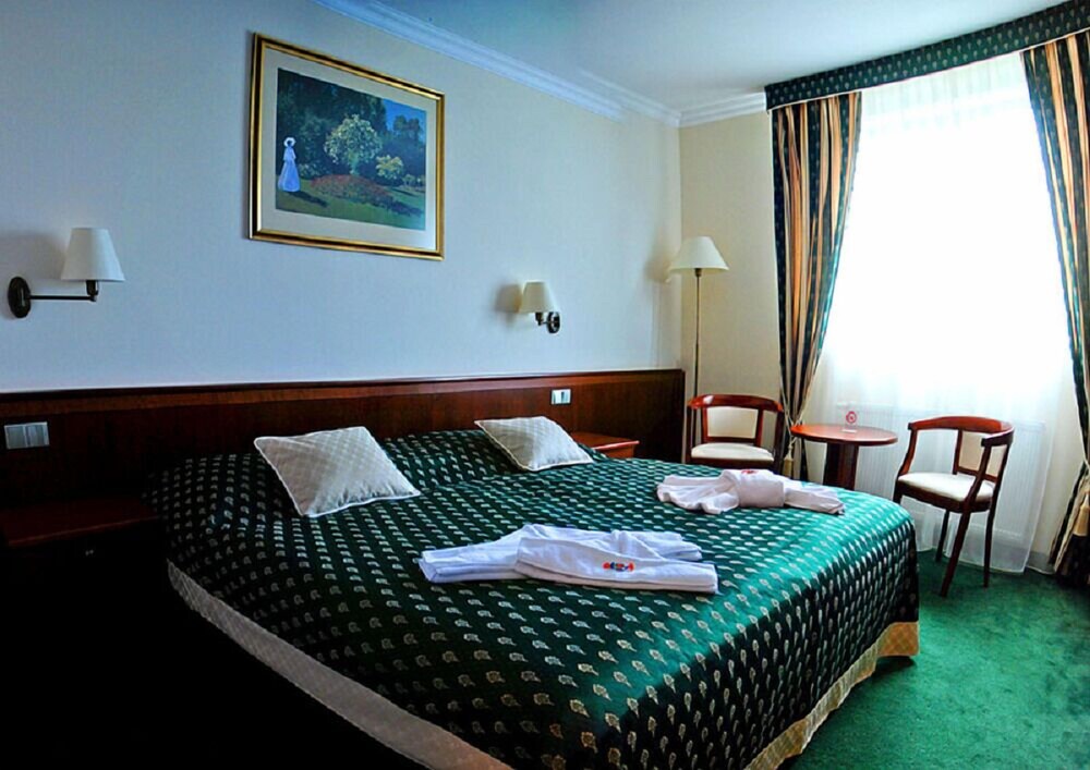 Double Room - Photo 9