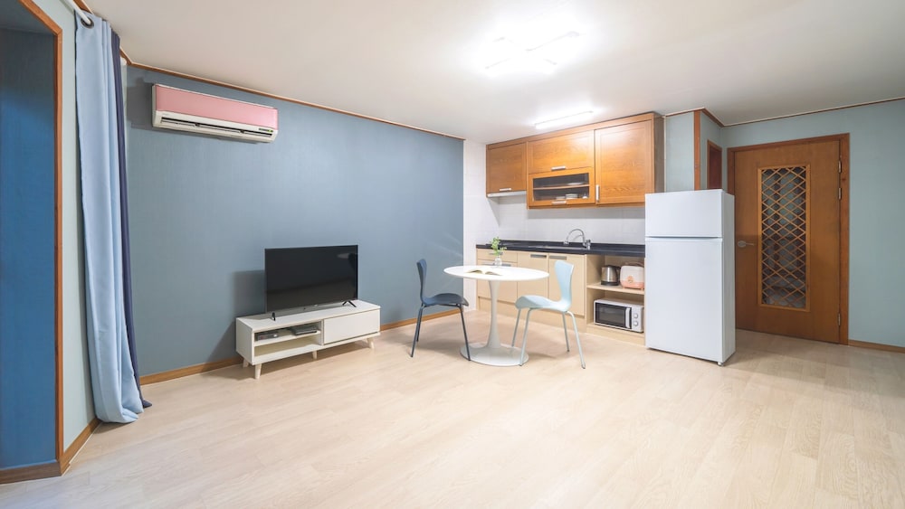 Basic Room, 1 Bedroom (B101)