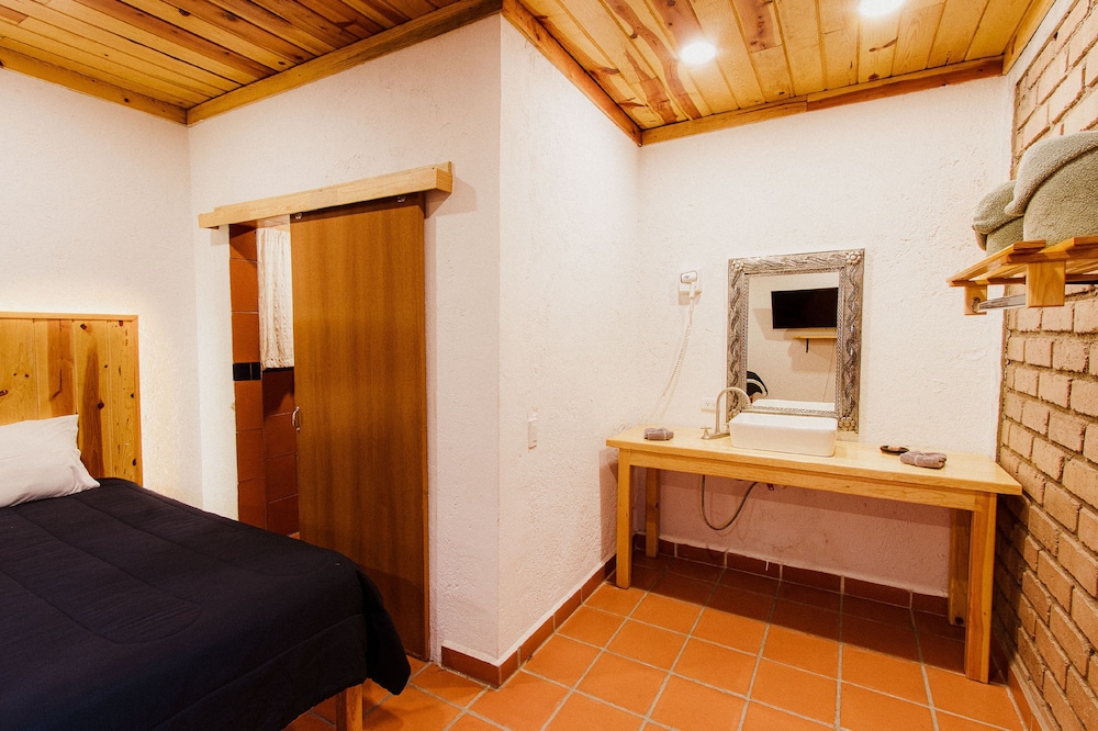 Basic Room - Photo 4