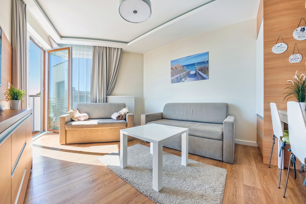Apartment (38B) photo 1