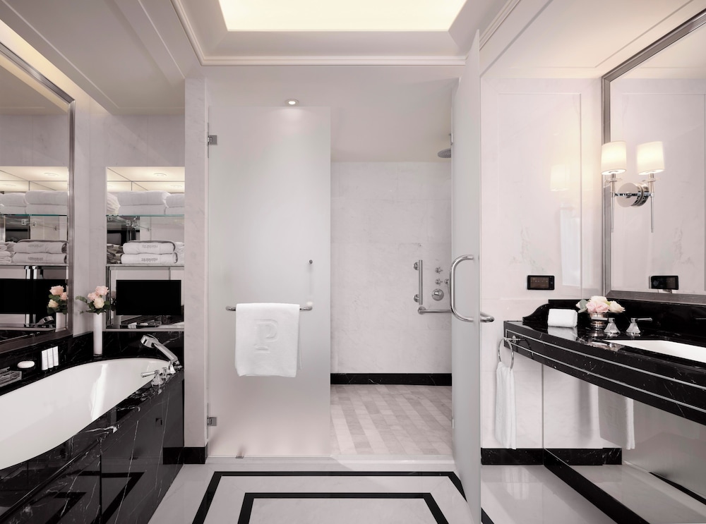 Superior Suite photo 2