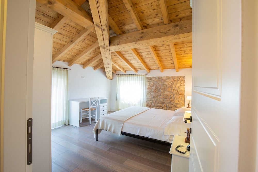 Classic Apartment, 1 Bedroom photo 2