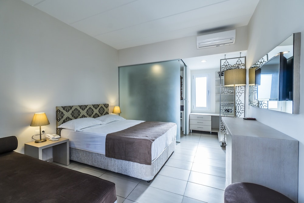 Standard Room photo 1