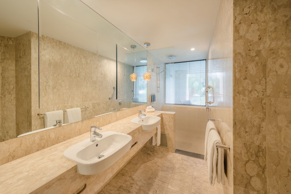 Studio, 2 Double Beds, Lagoon View
