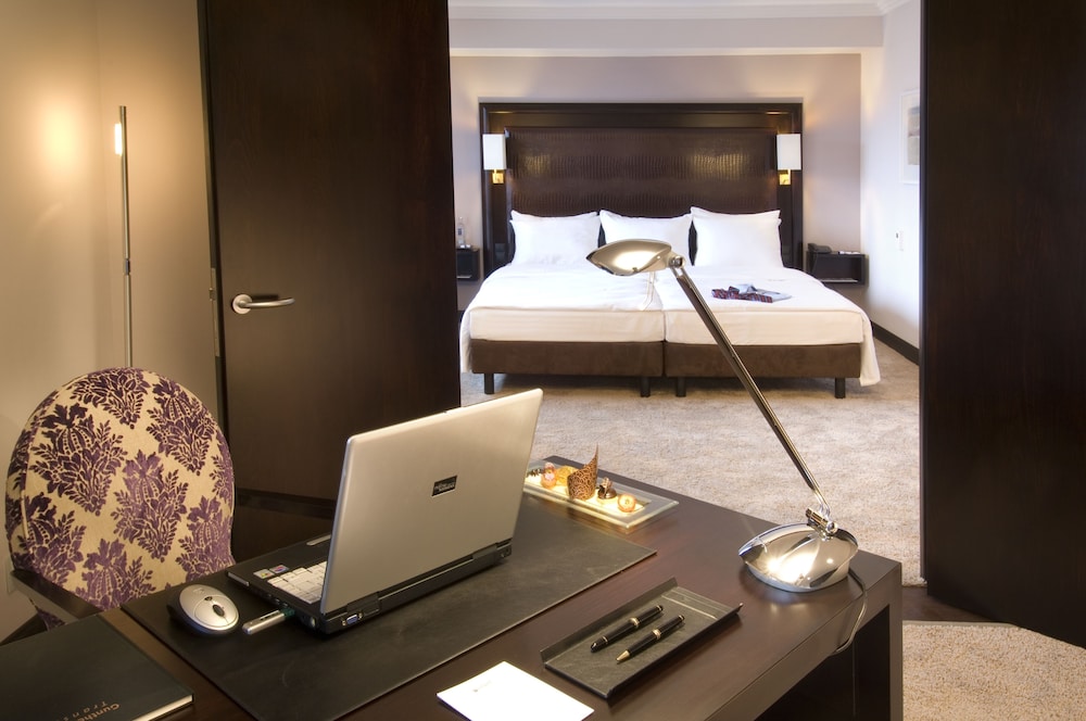Presidential Suite photo 1