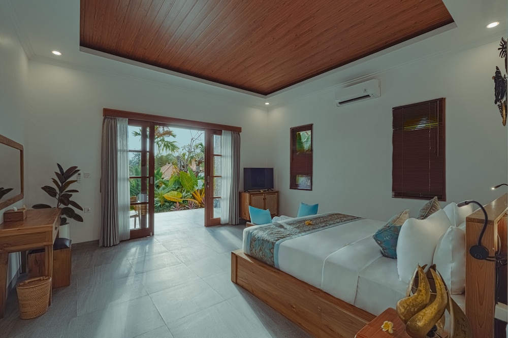 Deluxe Suite, Garden View