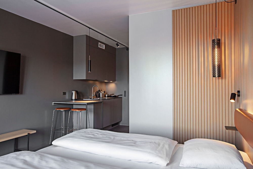 Studio, 1 King Bed - Photo 4