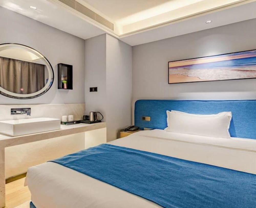 Standard Double Room, No Windows (Mainland Chinese Citizen Only) photo 2