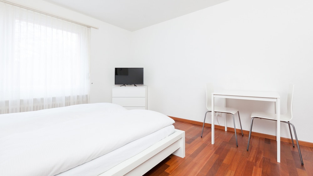 Apartment, Non Smoking photo 1