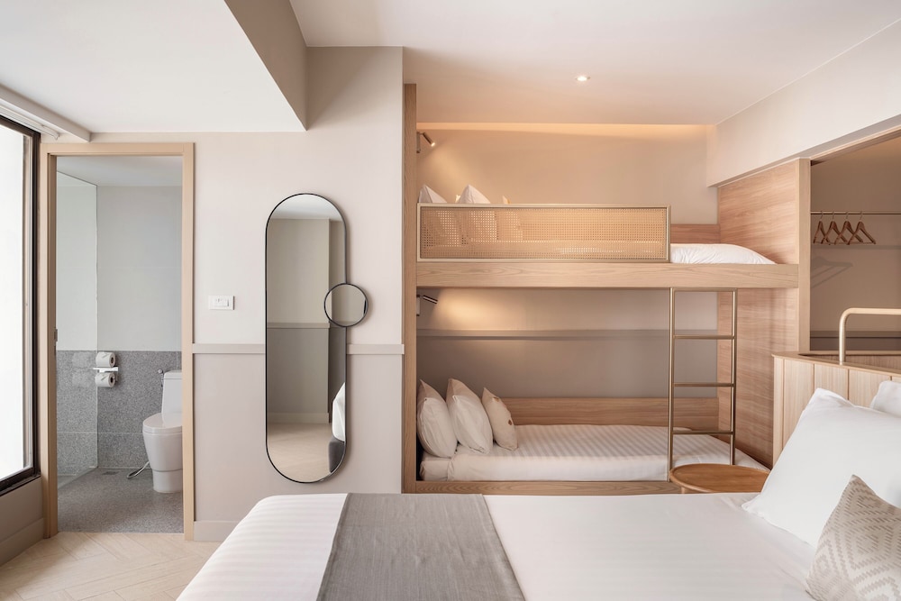 Family Room (with Bunk Bed)