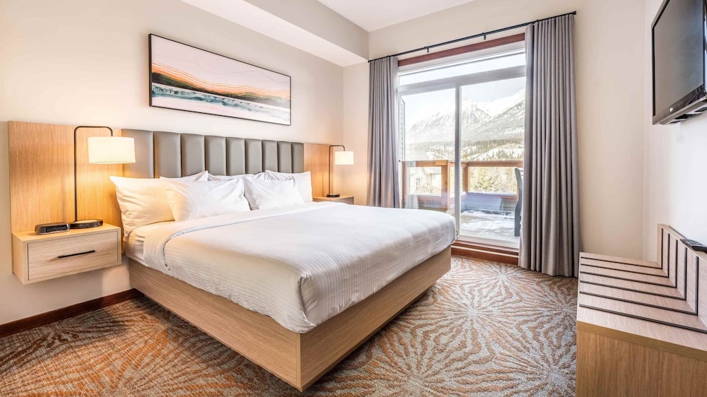 Premium Suite, 1 Bedroom, Mountain View