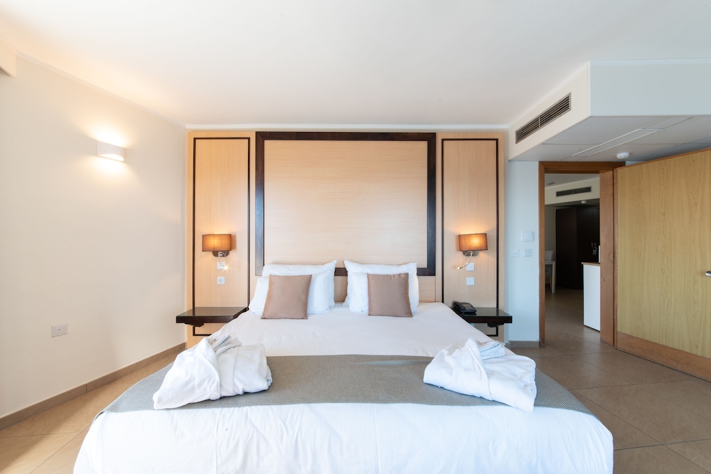 Junior Suite, Sea View - Photo 3