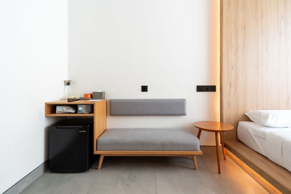 Superior Room, Non Smoking, City View photo 3