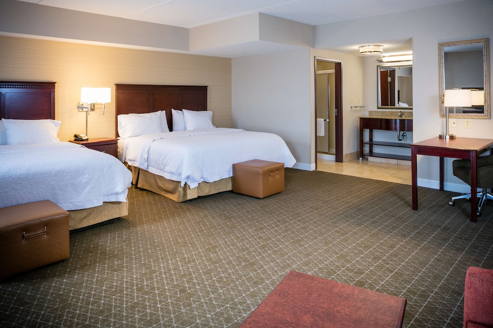 Suite, 2 Queen Beds, Accessible, Non Smoking - Photo 2