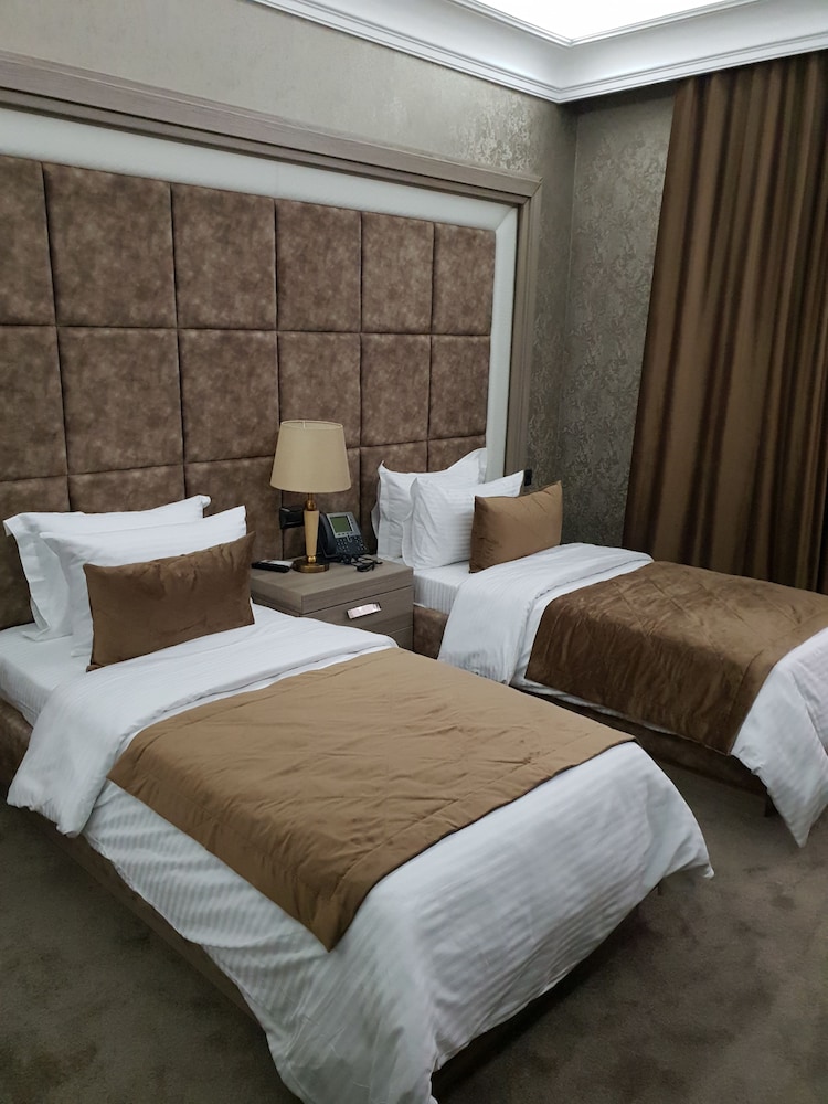 Comfort Double or Twin Room, Multiple Beds, City View