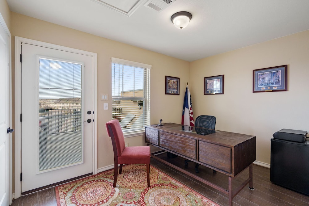 House, Multiple Beds, Balcony, River View photo 1