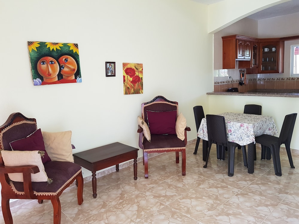 Family Apartment, 3 Bedrooms, Accessible, Garden View