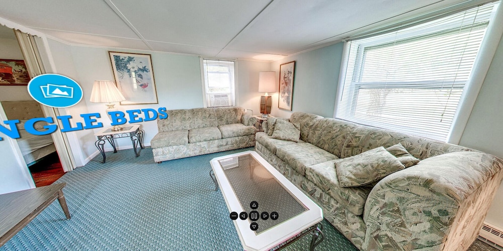 Cabin, 4 Bedrooms, Non Smoking, Kitchen (Linens Not Provided) photo 3